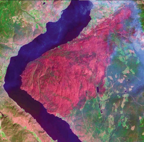 A higher resolution image of the Okanagan Mountain Park fire